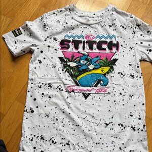 Disney World Stitch Surfing Experiment 626 tshirt kids large 10/12
